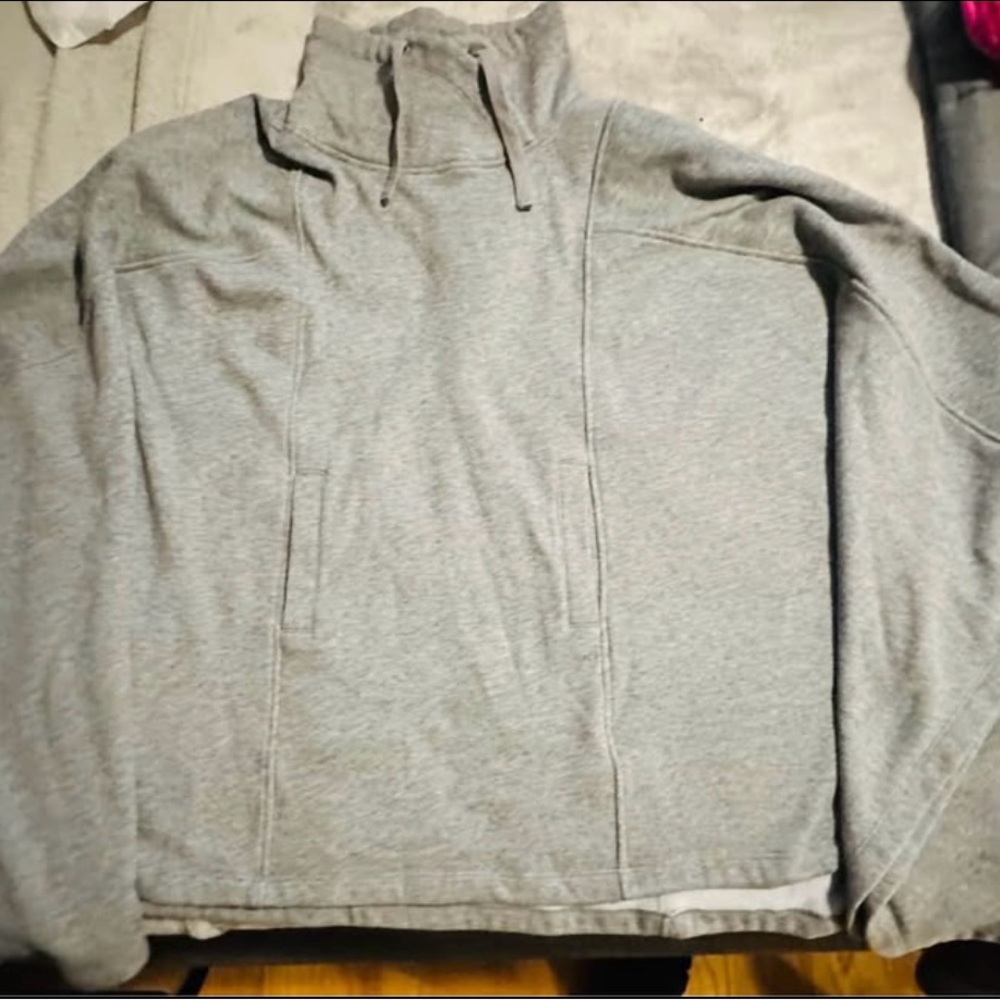 UGG Gray Poncho Sweater Casual Knit